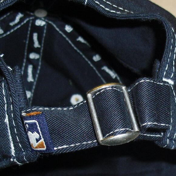 San Diego Padres New Era Mens Strapback hat 1969 Logo Dad hat Style New Mlb - Picture 4 of 4